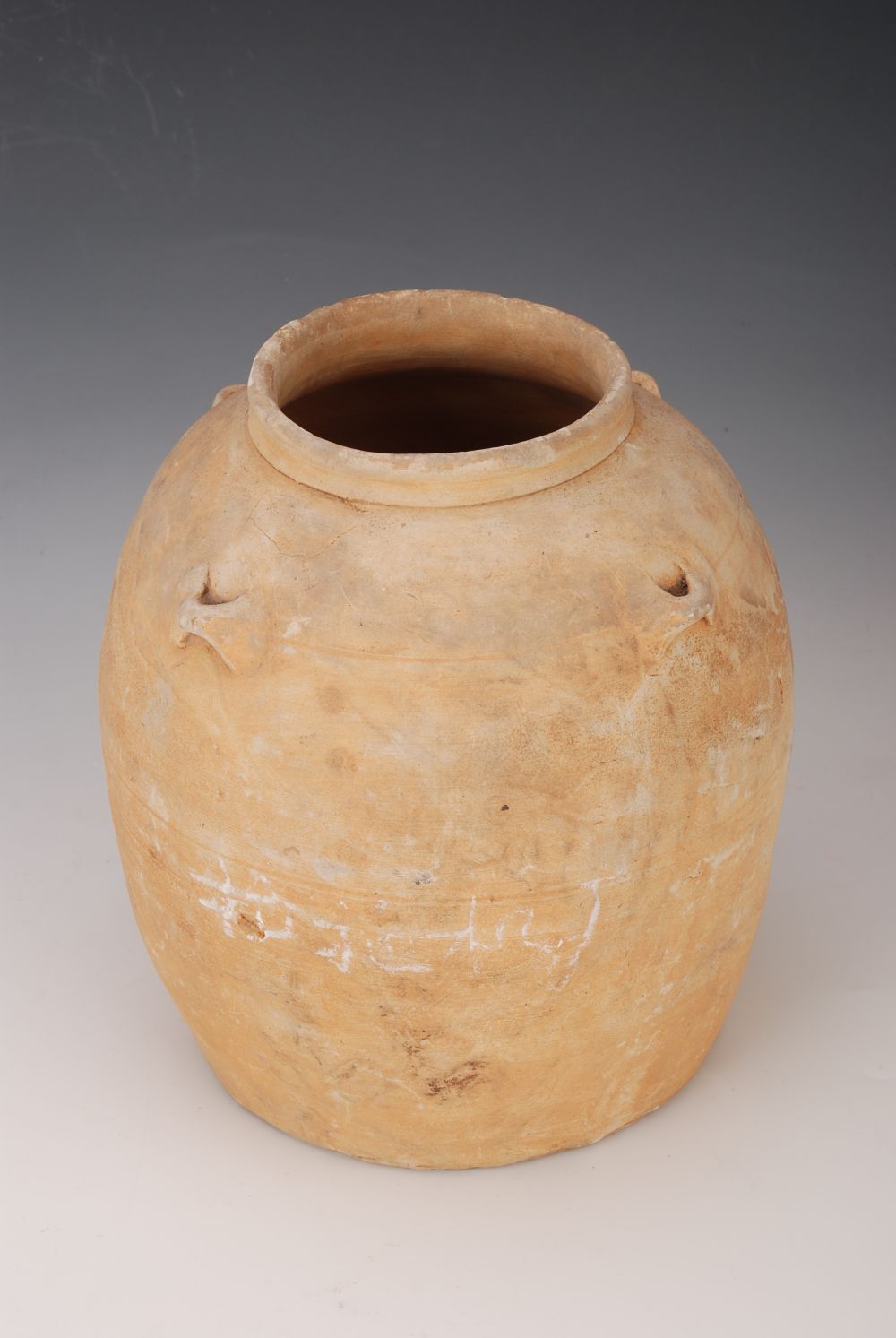 南朝直口鼓腹四系陶罐