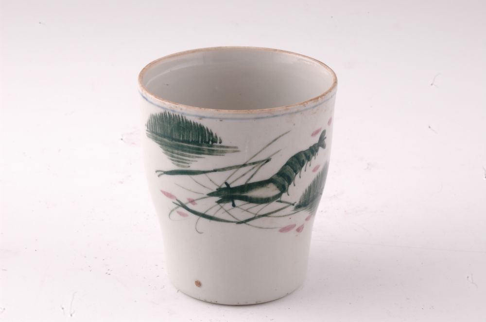 醴陵窑彩绘虾纹杯